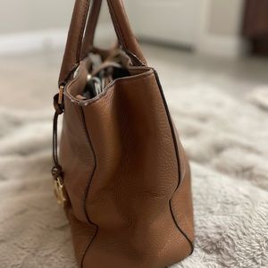 Sienna Medium Pebbled Leather Satchel